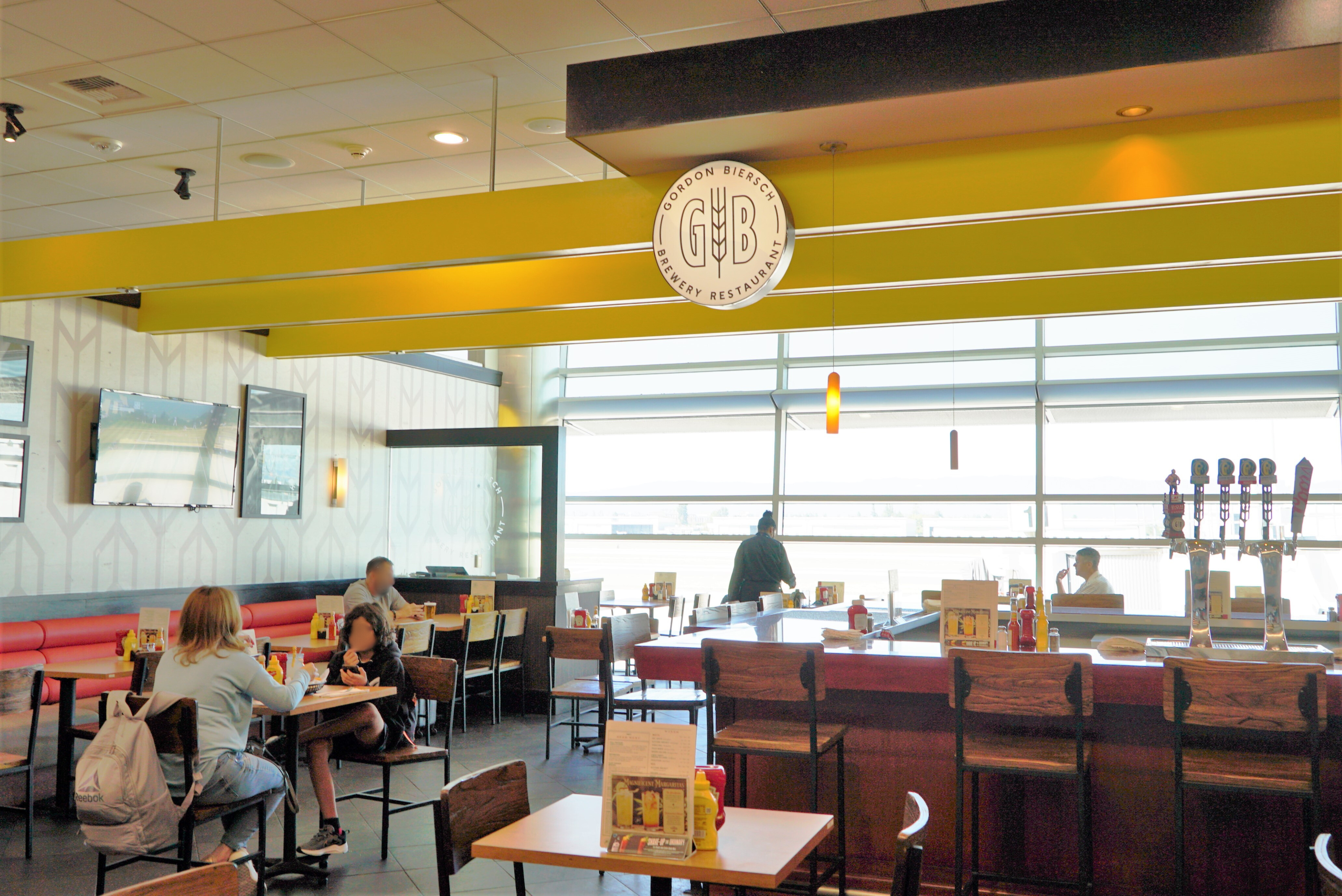 Gordon Biersch in Terminal A