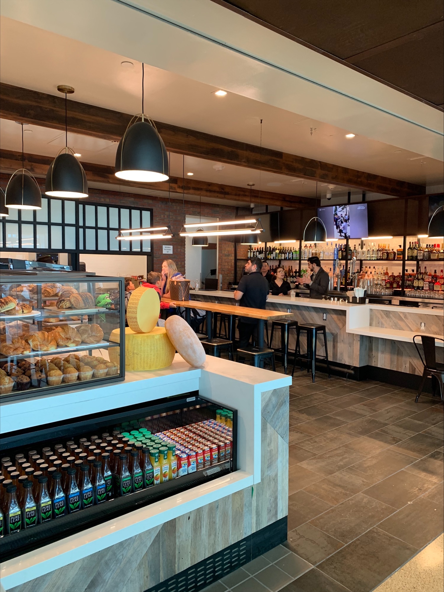 Mac & Cheese storefront