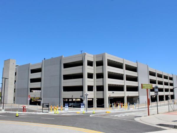 The new, multi-level Economy Garage is located in the northeast corner of the Airport.